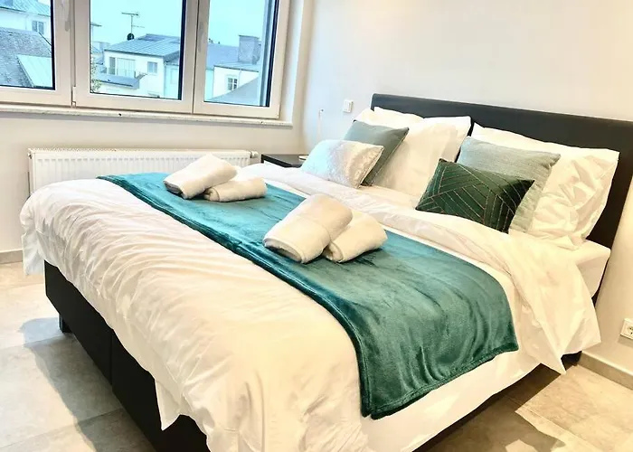 Two Bedrooms In Limpertsberg With Free Parking